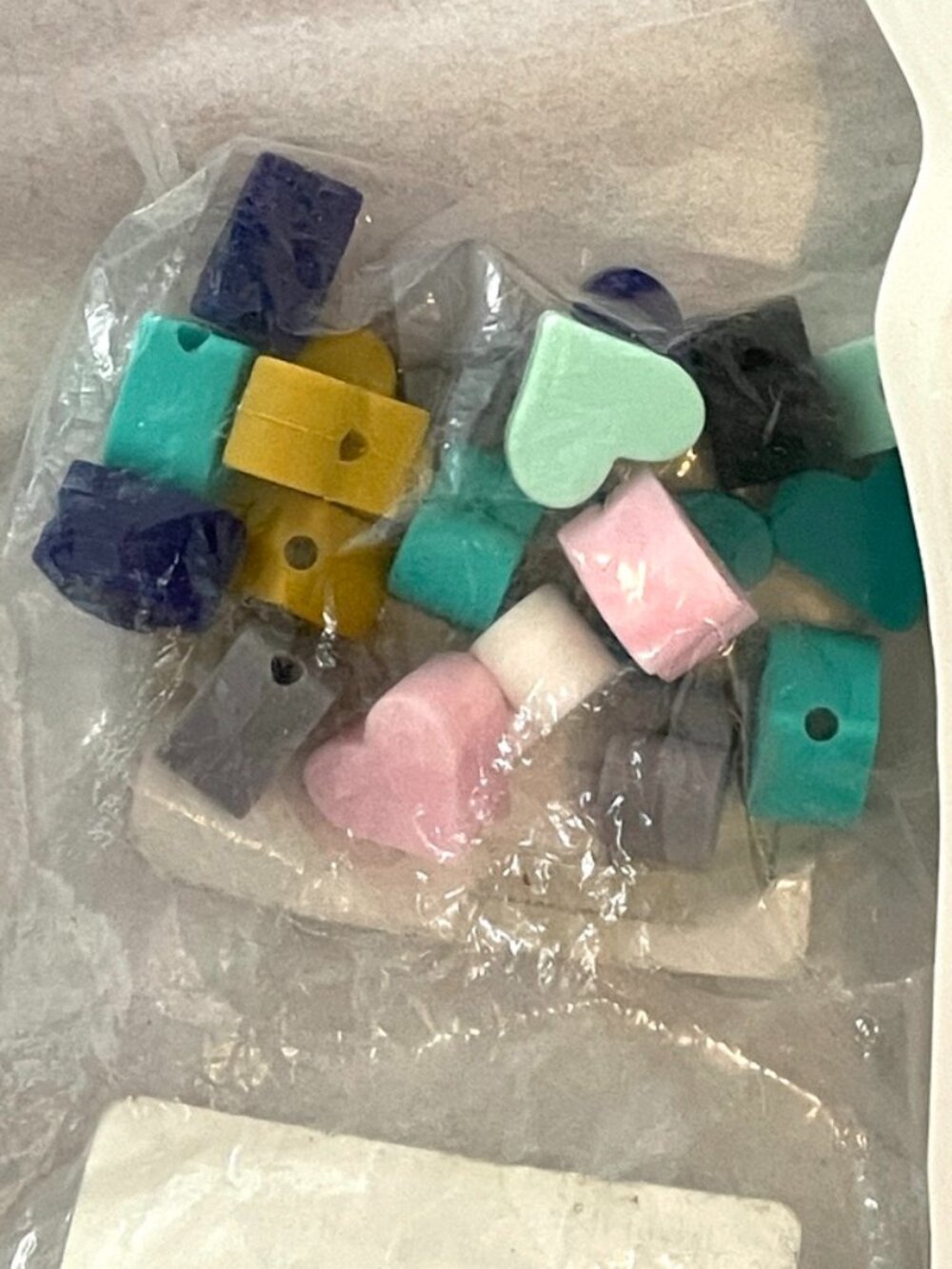 Large Lot of Silicone Beads-15mm-Lentils-Focal Beads-Barbie-Kuromi-Pen Beads - Picture 11 of 13